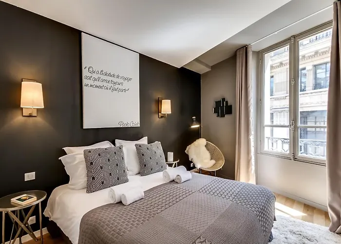 Sweett - Parisian Allure *