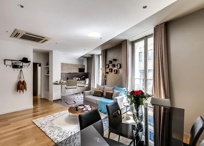 Sweett - Parisian Allure *