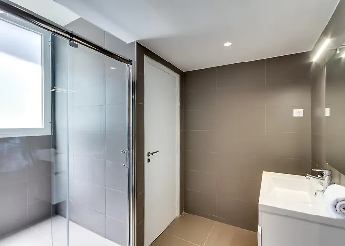 Sweett - Parisian Allure